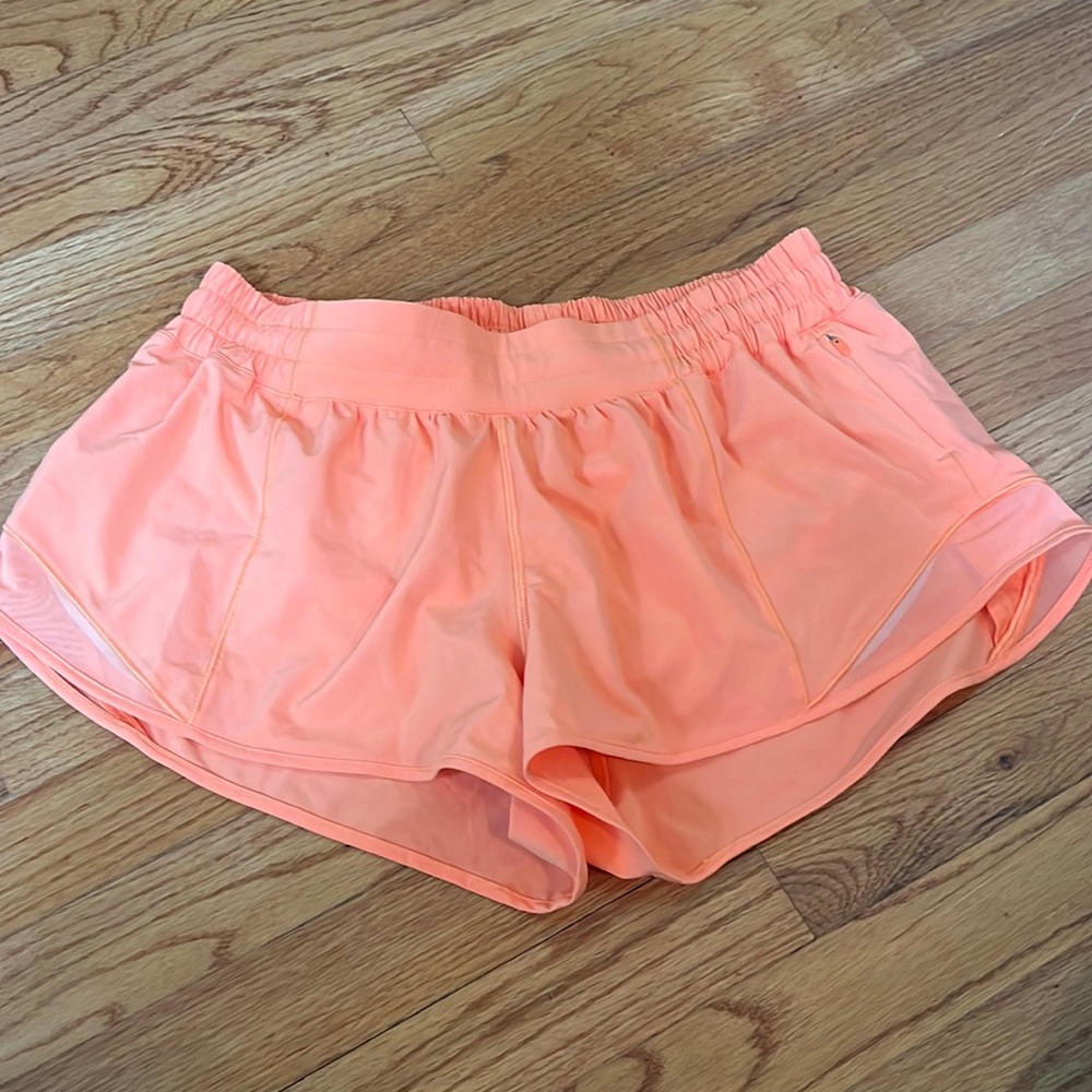 Lululemon Hotty Hot shorts Size 10 2.5 in “orange soda”